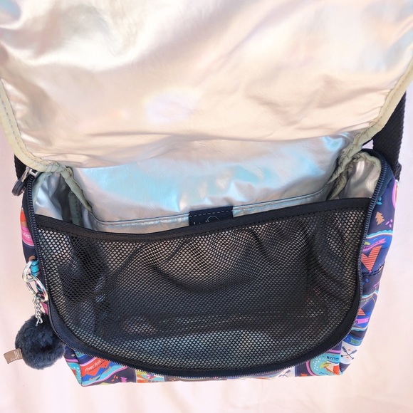 KIPLING | KICHIROU WANDERING ROADS PRINTED LUNCH BAG * LIMITED EDITION - Picture 9 of 11